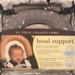 JJ Cole head support